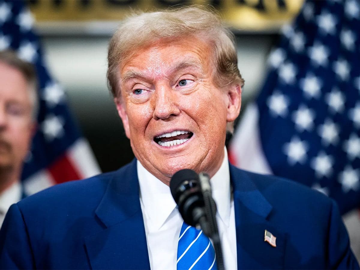 Fact Check: Not county Donald Trump‘s salary for being president how much is he making from the American taxpayers?