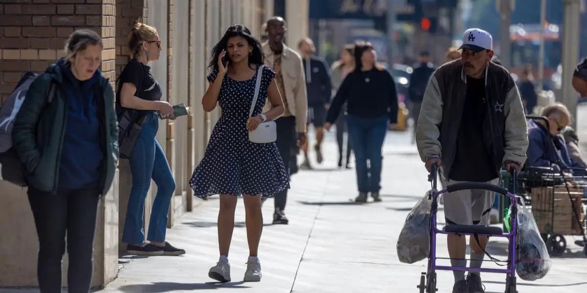 Fact Check: California ran out of U-Hauls due to mass exodus of residents.