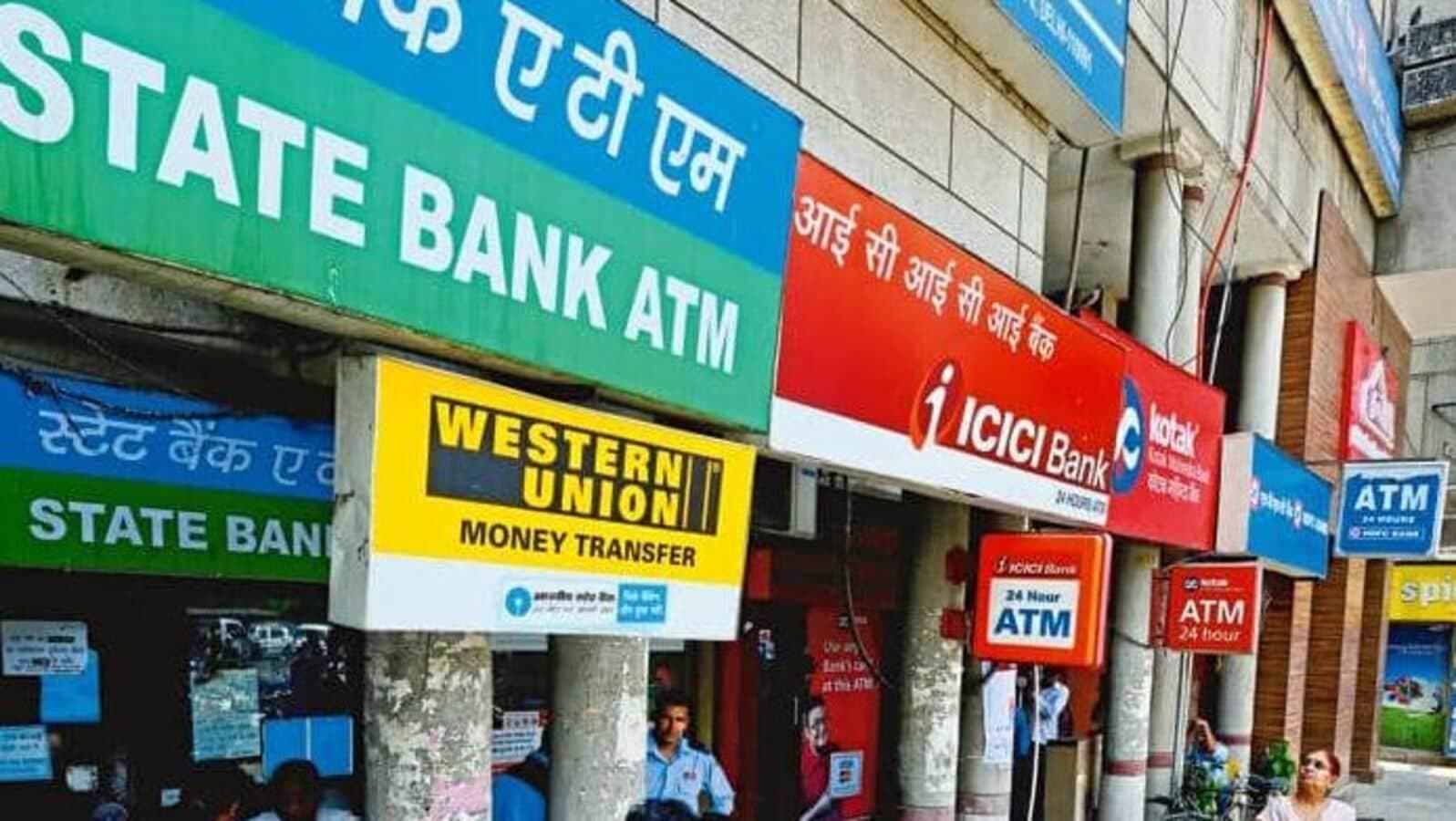 Fact Check: Are banks open today?