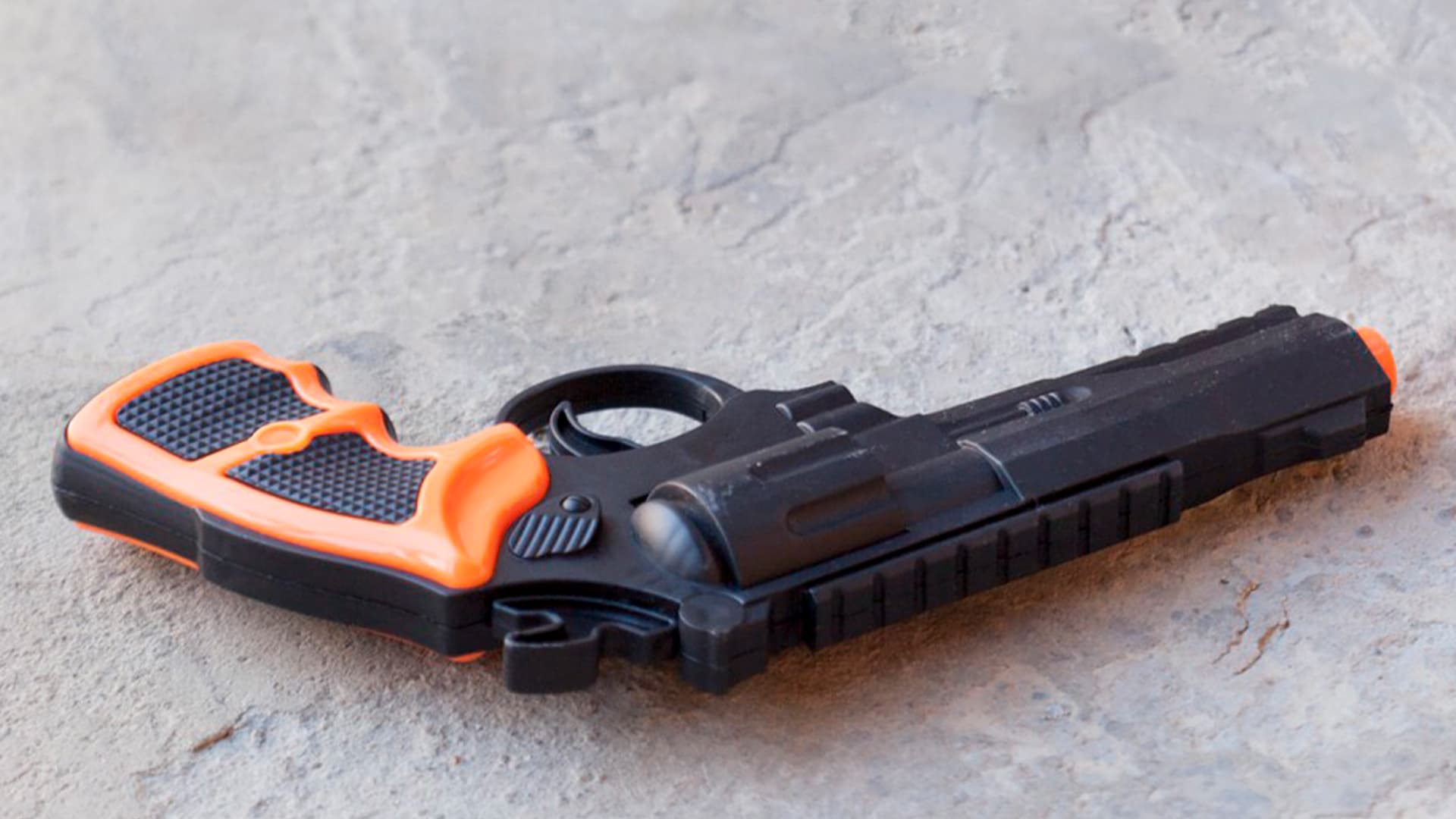 Fact Check: Are BB guns illegal in the UK?