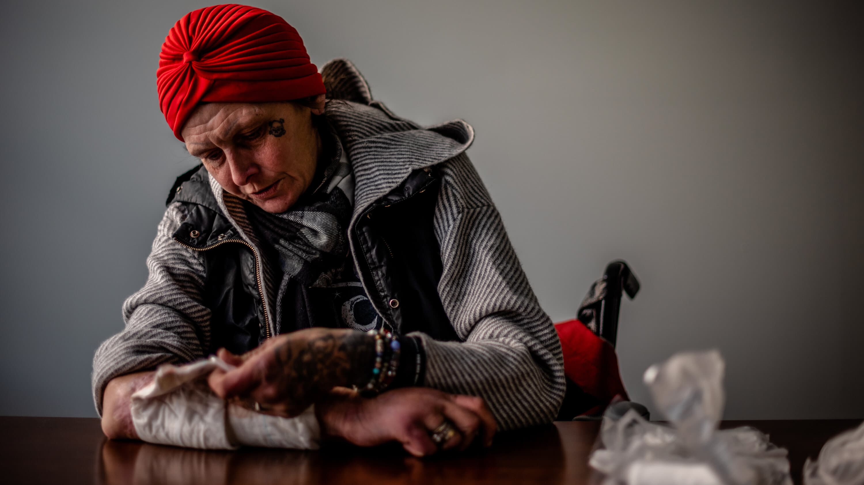 Fact Check: Shannon Williams was found unconscious after being unknowingly laced with fentanyl—a deadly, unpredictable substance often added without the user’s knowledge. Instead of receiving medical support and care, Shannon is now facing public defamation and legal persecution.