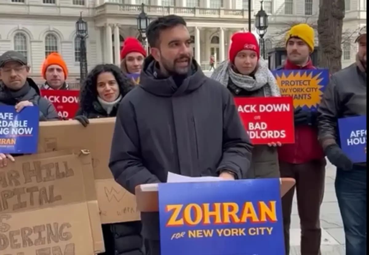 Fact Check: Zohran Mamdani, NYC Democratic mayoral nominee, was hosted for a private breakfast in Washington, D.C. by Representative Alexandria Ocasio-Cortez.

30–40 Democratic members of Congress attended and reportedly described Mamdani as “not a communist or socialist” but an advocate for small‑business capitalism.