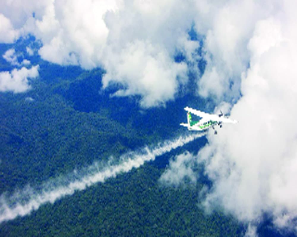 Fact Check: Competing conspiracy theories on floods: Cloud seeding versus global warming.
