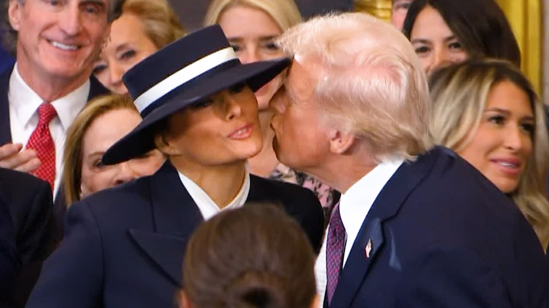 Fact Check: Donald Trump YELLED at Melania in front of everyone