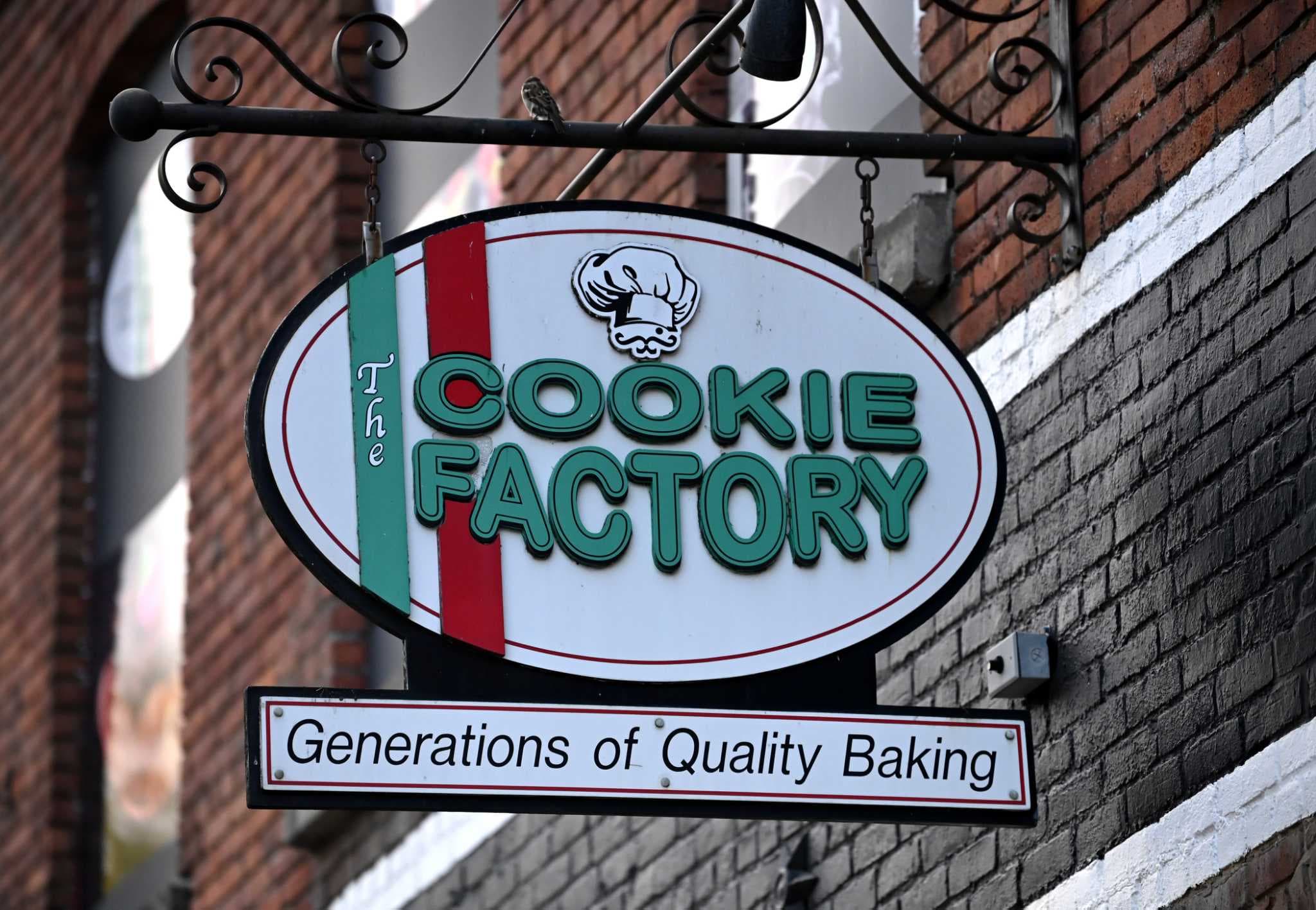 Fact Check: The authorities and the cookie factories register everything but