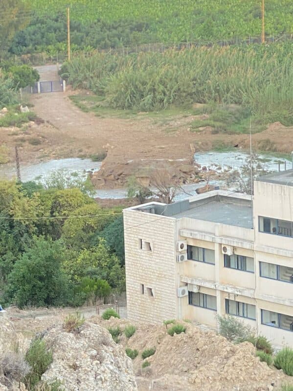 Fact Check: Israel Merakot water supply company is cutting water to town of Salfit.