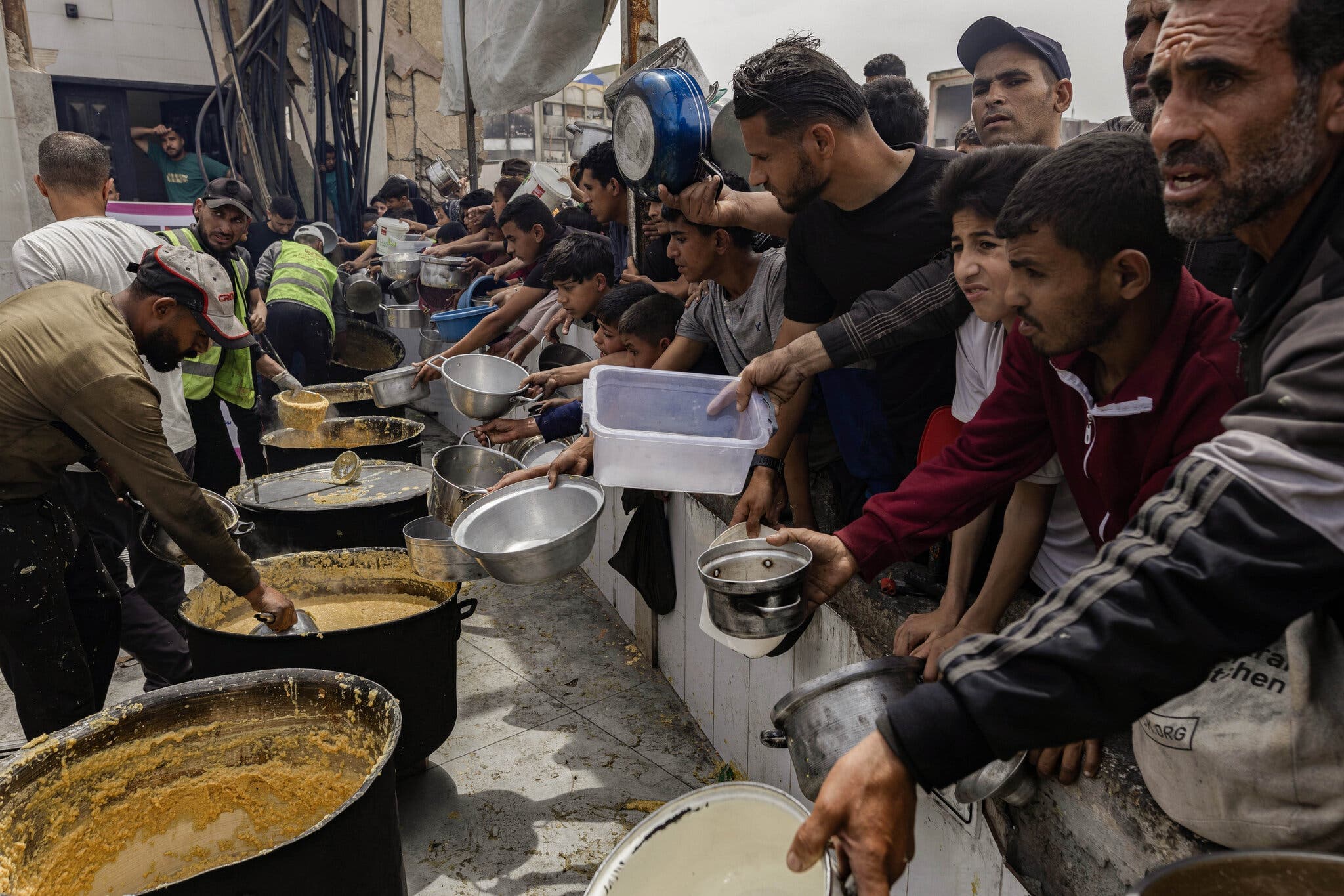 Fact Check: Israel is starving gazans
