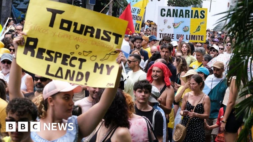 Fact Check: Authorities have now banned all protests outside the luxury Canary Wharf hotel for 28 days