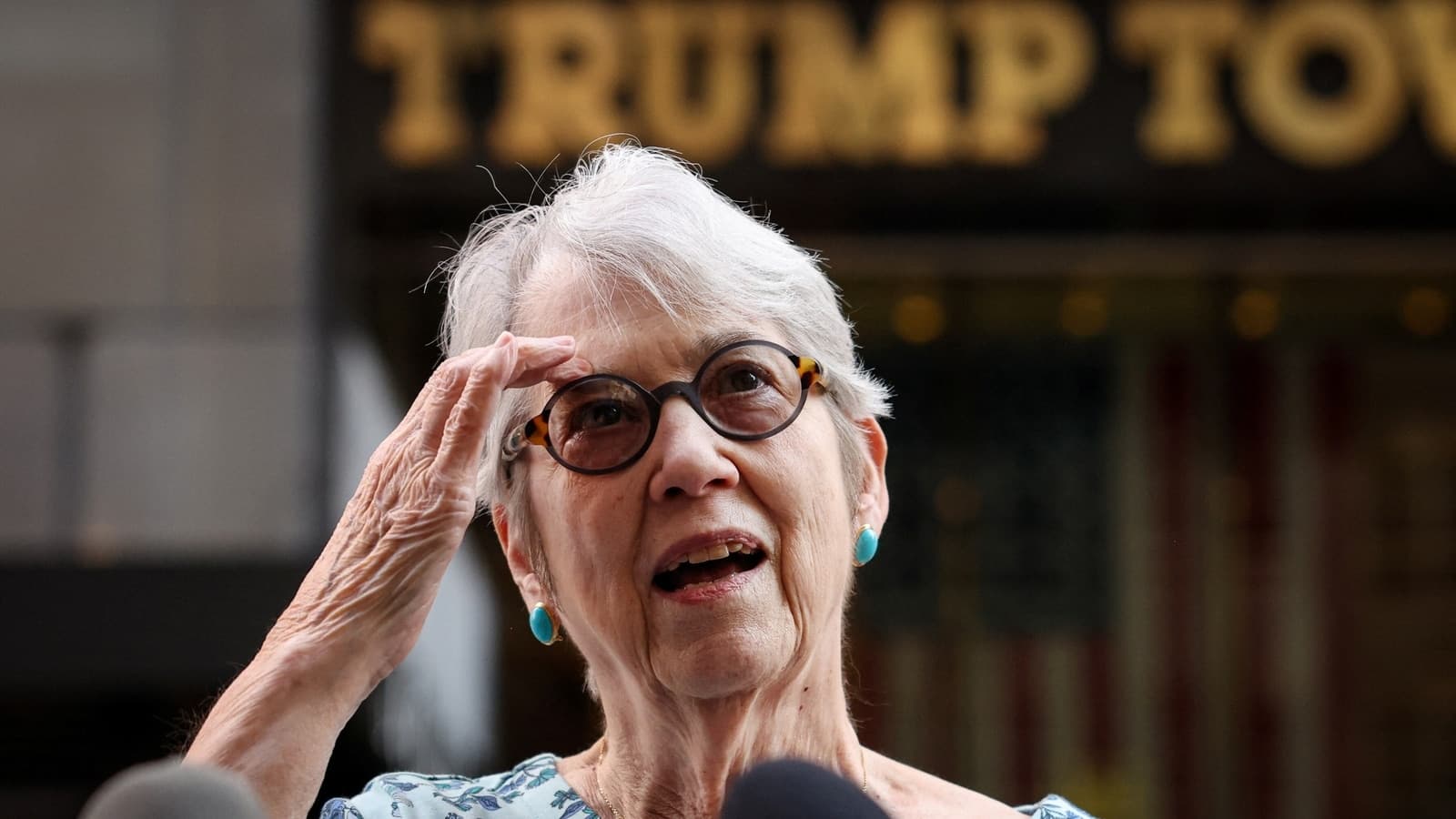Fact Check: This is Jessica Leeds' story when she was sexually assaulted by Donald Trump