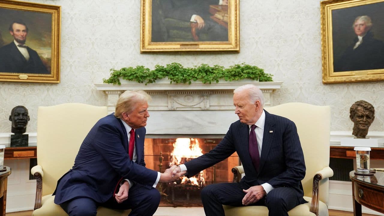 Fact Check: Are the democrats calling for a statue of president Biden in front of the White House 
