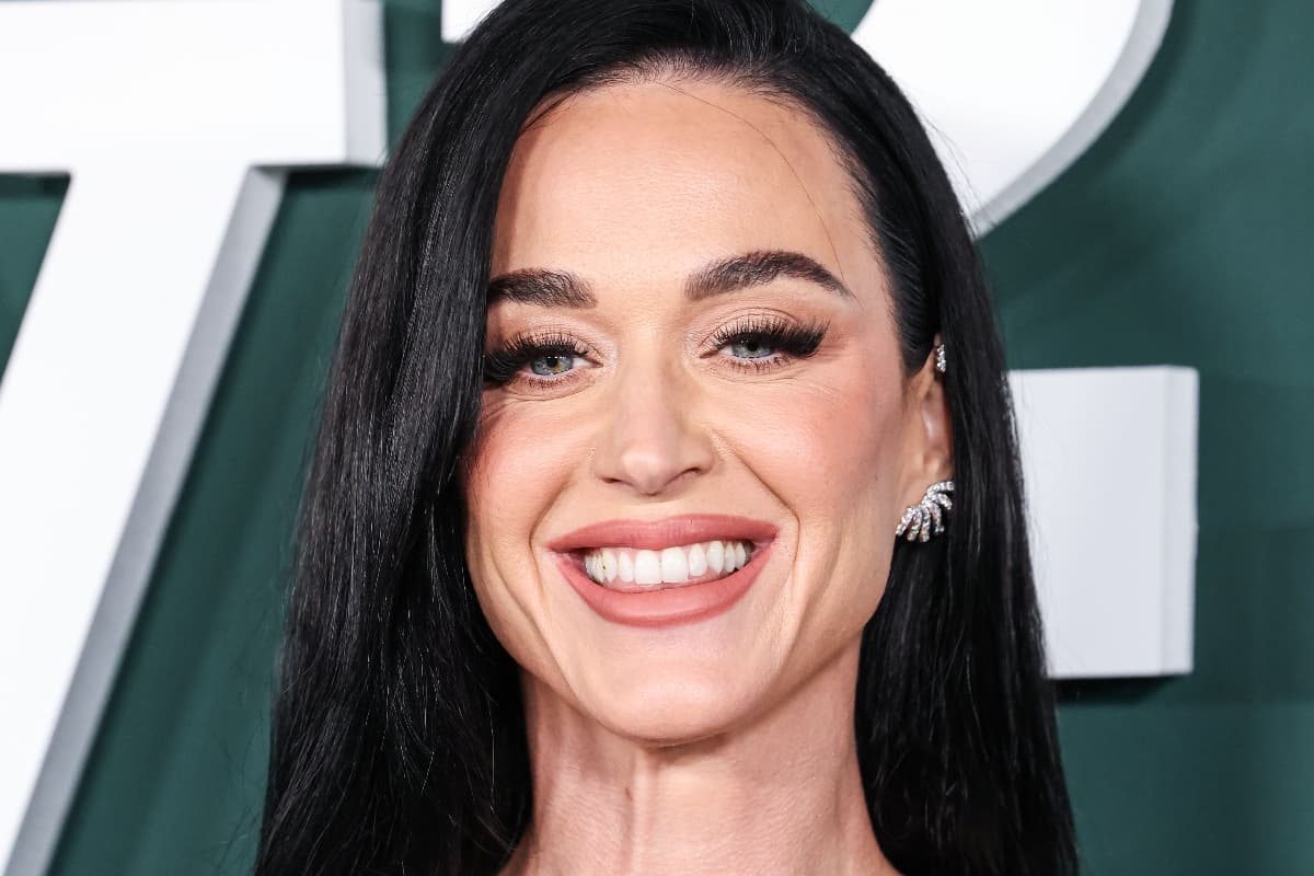 Fact Check: katy perry received an electric shock at a concert