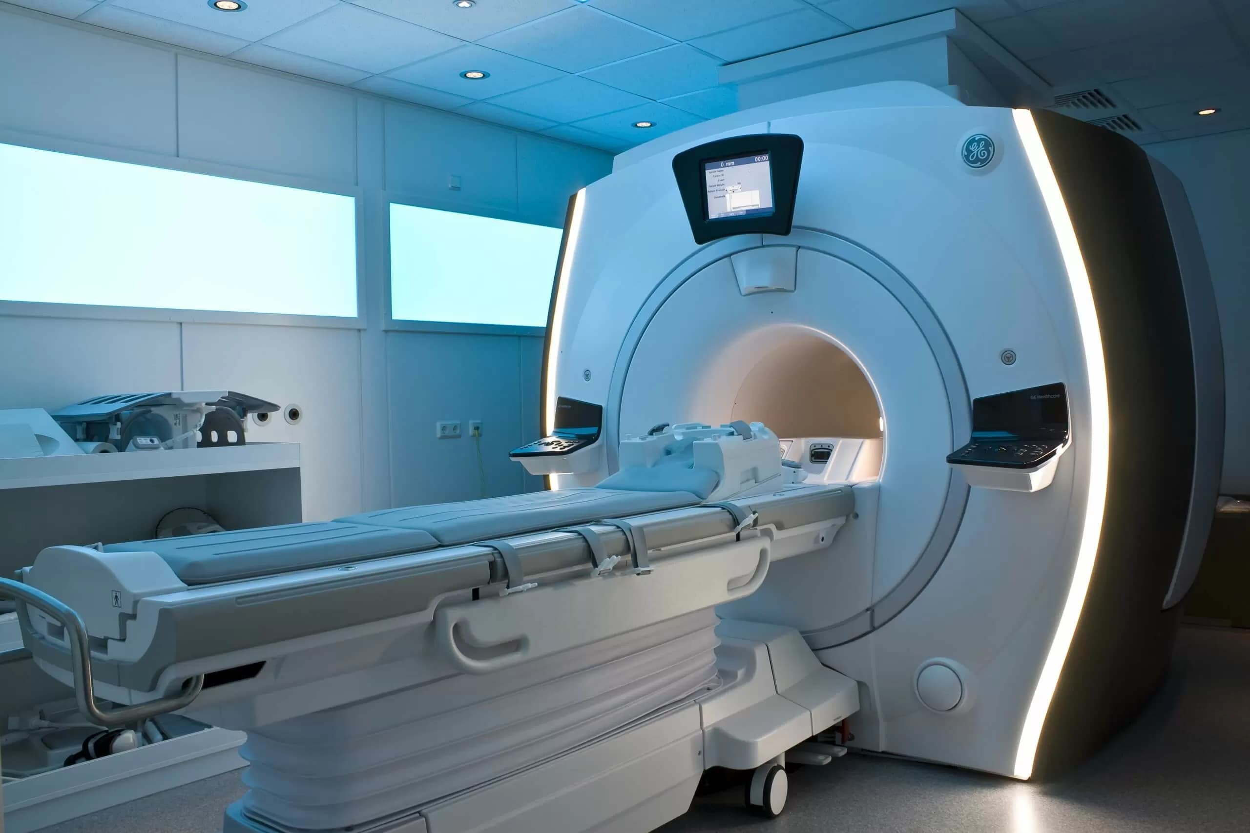 Fact Check: Are CT scans magnetic?