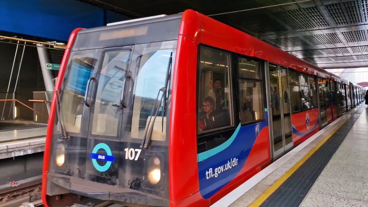 Fact Check: Are DLR trains driverless?