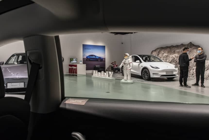 Fact Check: It’s free speech to set fire to Tesla cars