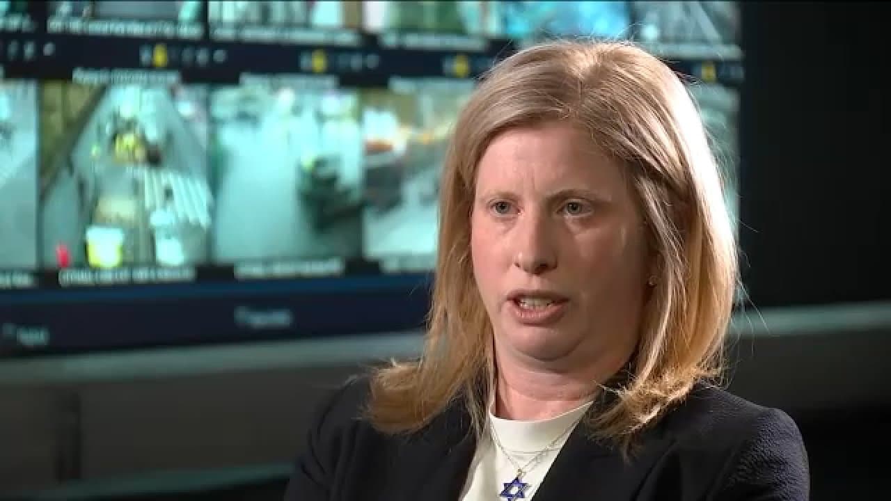 Fact Check: BREAKING: A recent article on NYPD Commissioner Jessica Tisch, who led the search for Luigi Mangione, states the DNA from the suspect’s water bottle had no matches. However, back in February, NYPD Chief of Detectives Joseph Kenny said they found five fingerprints matching Mangione on the water bottle that was recovered.
