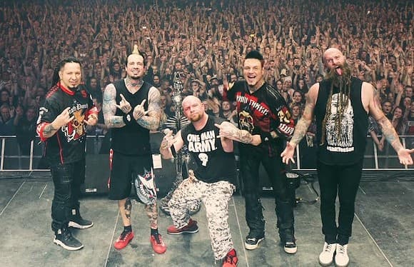 Fact Check: Are Five Finger Death Punch members veterans?
