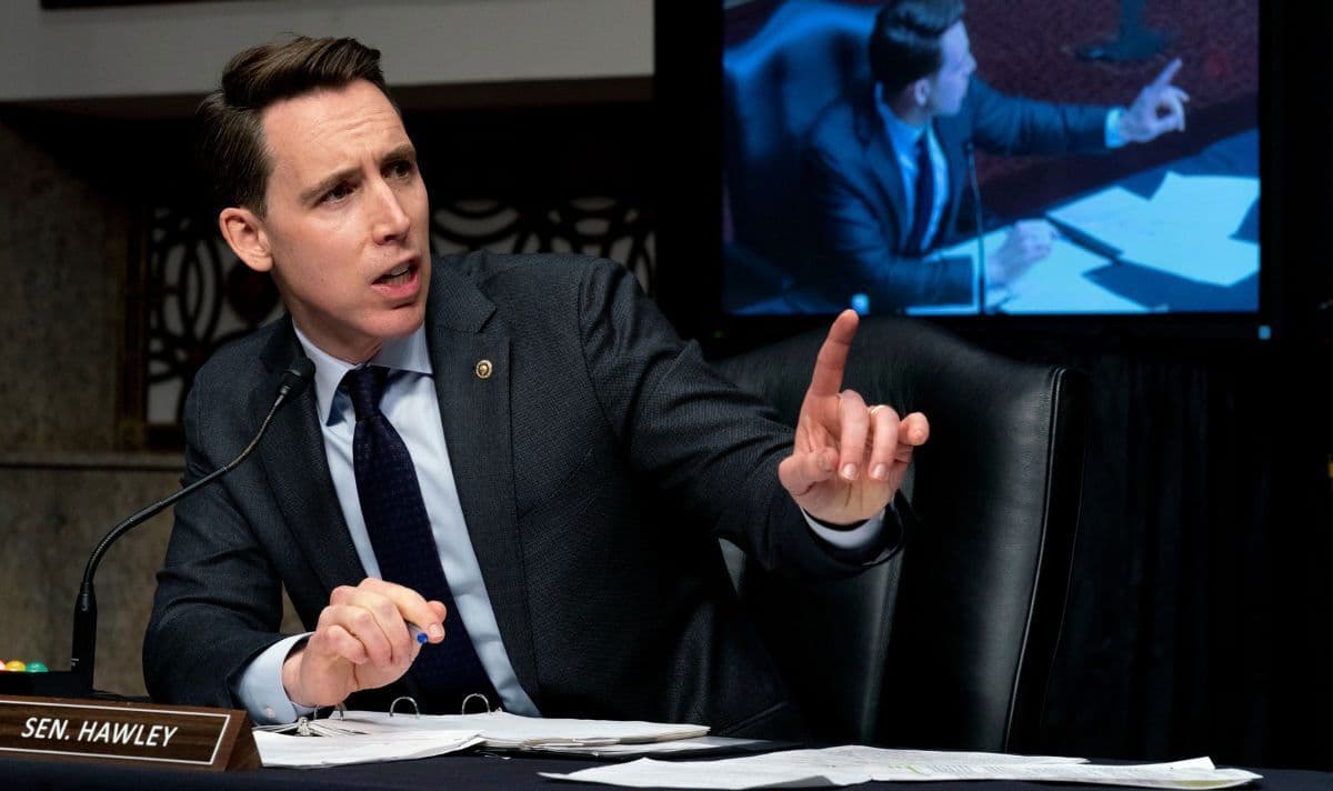Fact Check: Senator Josh Hawley introduces PELOSI Act that would prohibit members of Congress and their families...