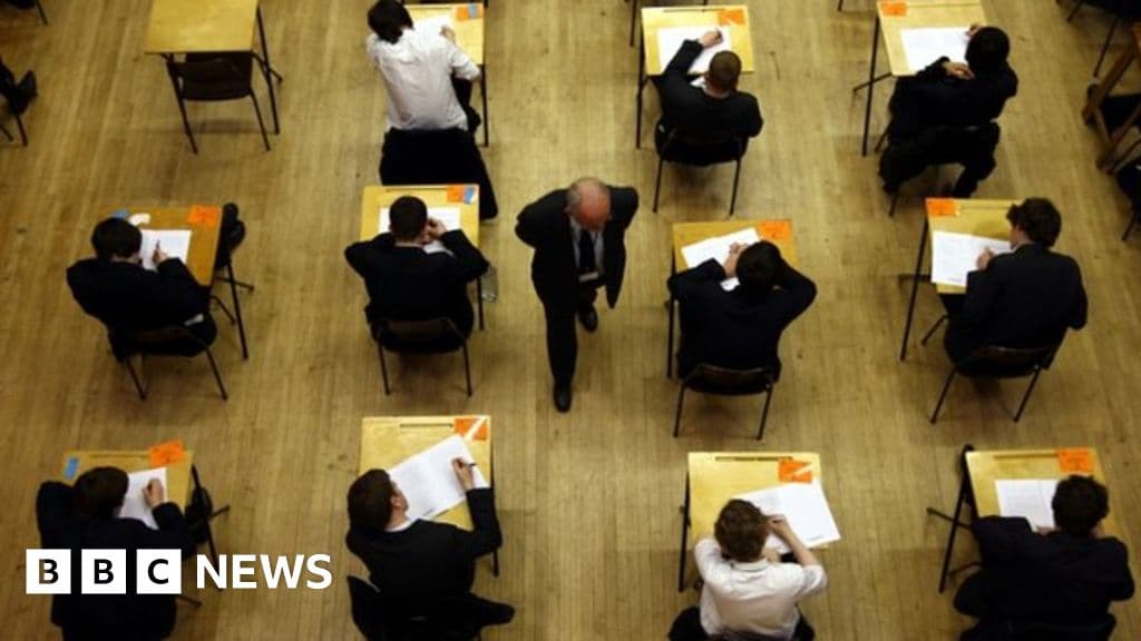 Fact Check: Are GCSEs being scrapped?
