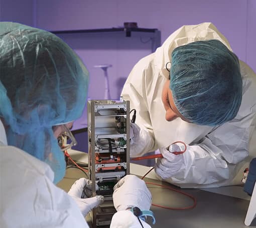 Fact Check: Are JPL employees federal employees?