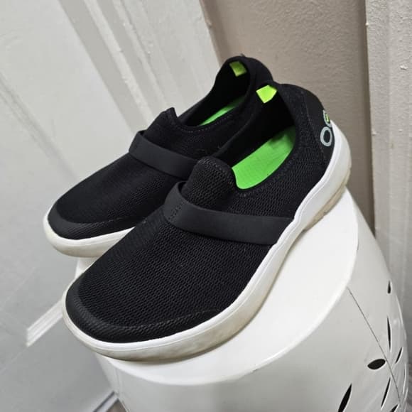 Fact Check: Are OOFOS slip-resistant?