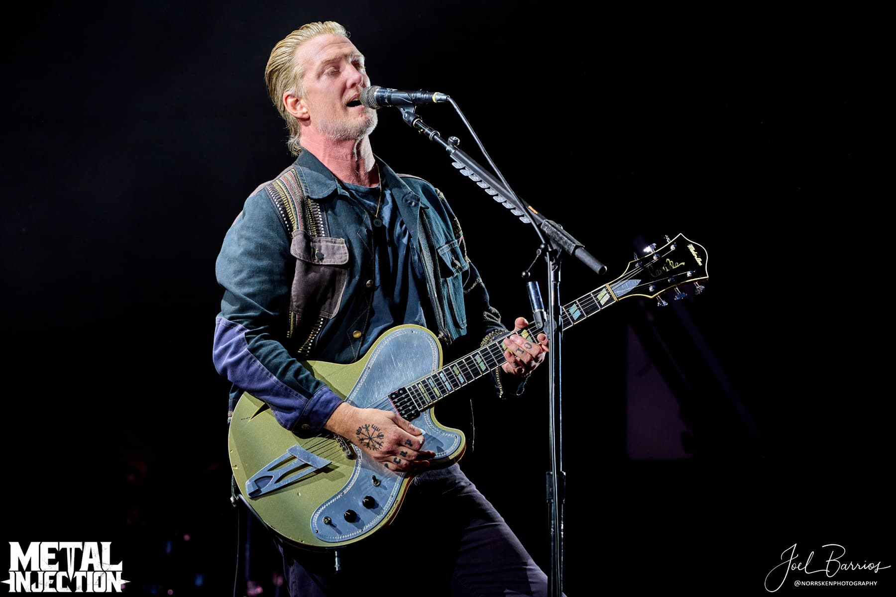 Fact Check: Are QOTSA metal?