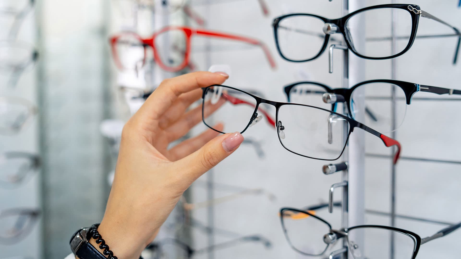 Fact Check: Are VDU glasses the same as reading glasses?