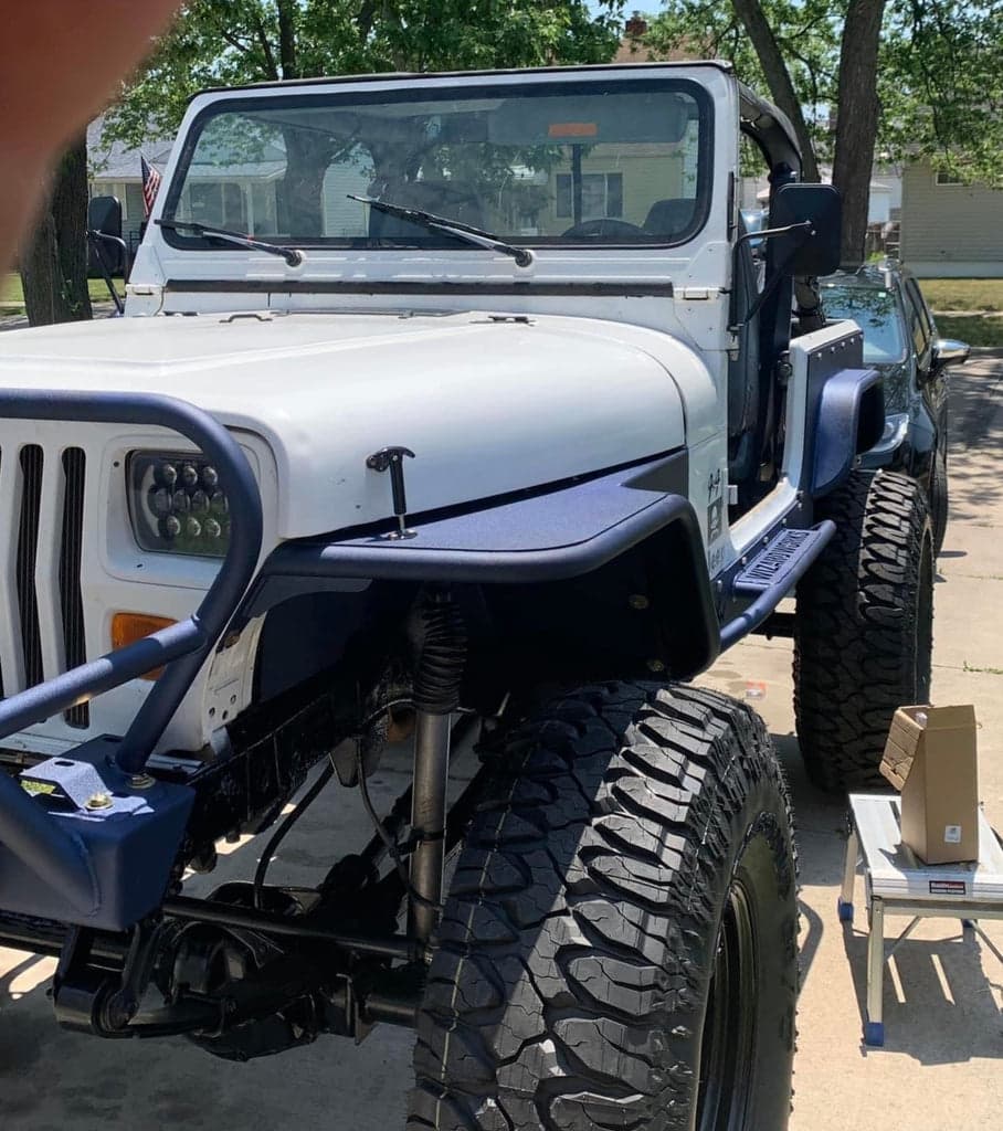 Fact Check: Are YJ and TJ fenders the same?