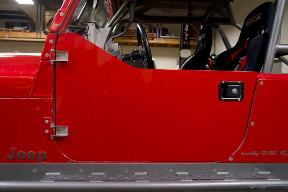 Fact Check: Are YJ and TJ half doors the same?