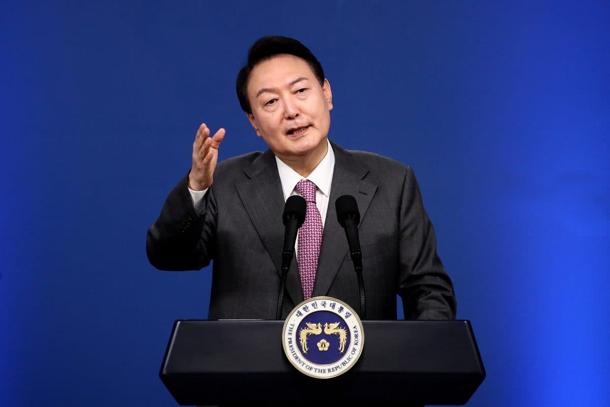 Fact Check: korean president yoon is dumb