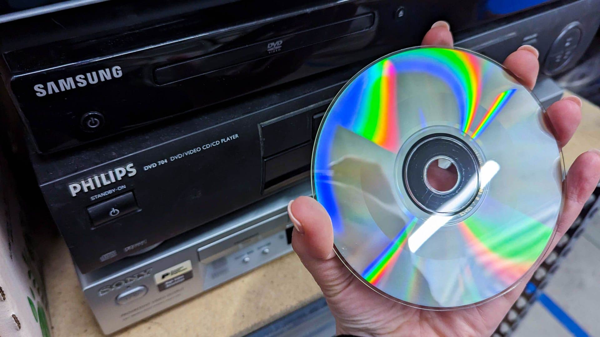 Fact Check: Are cds still made?
