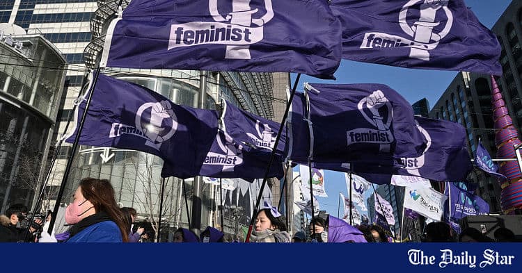 Fact Check: An extreme fringe Feminist group in South Korea called WOMAD has advocated women cutting off all ties to men in what has been called the 4B movement 