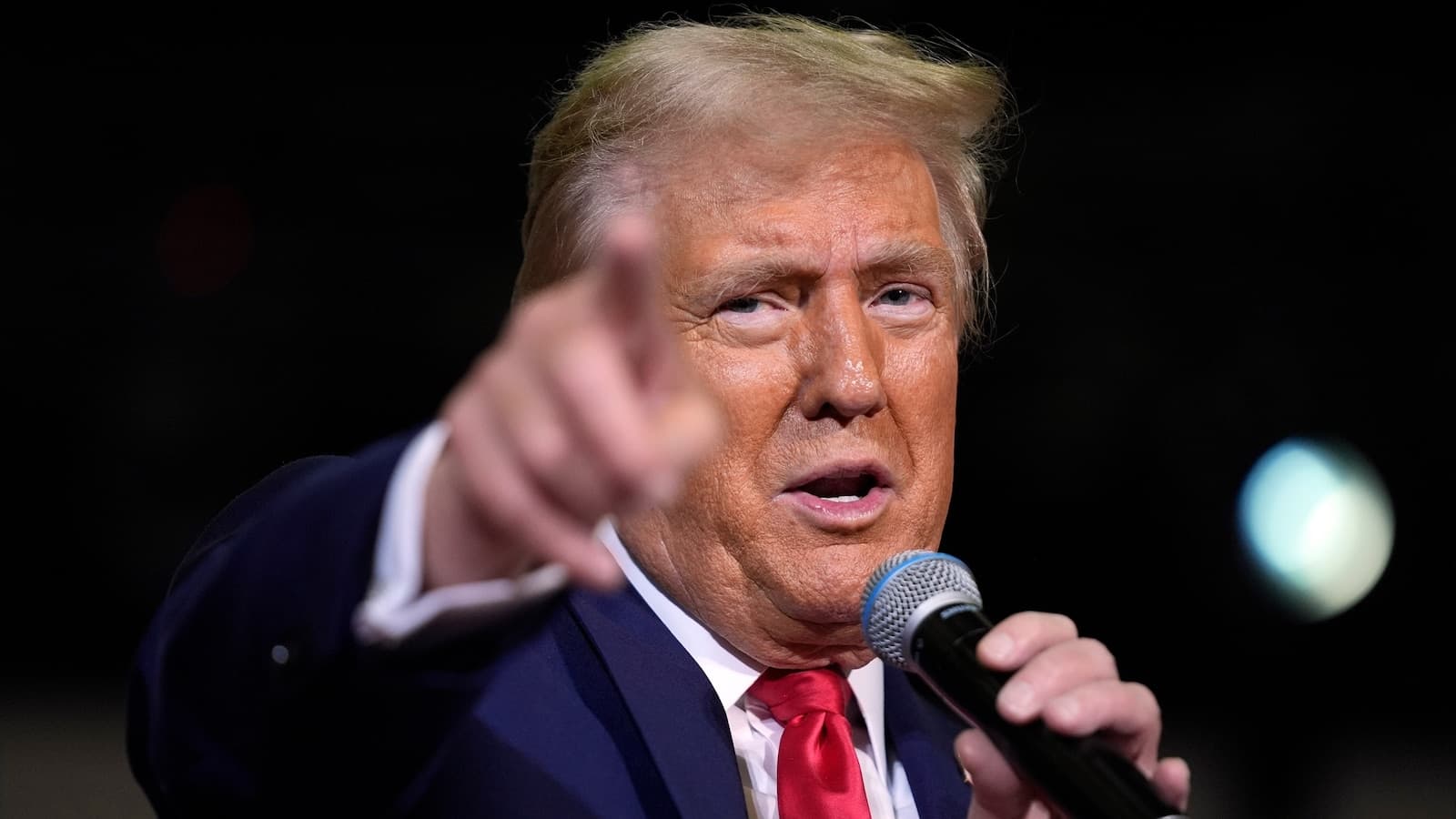 Fact Check: Donald Trump is a homo