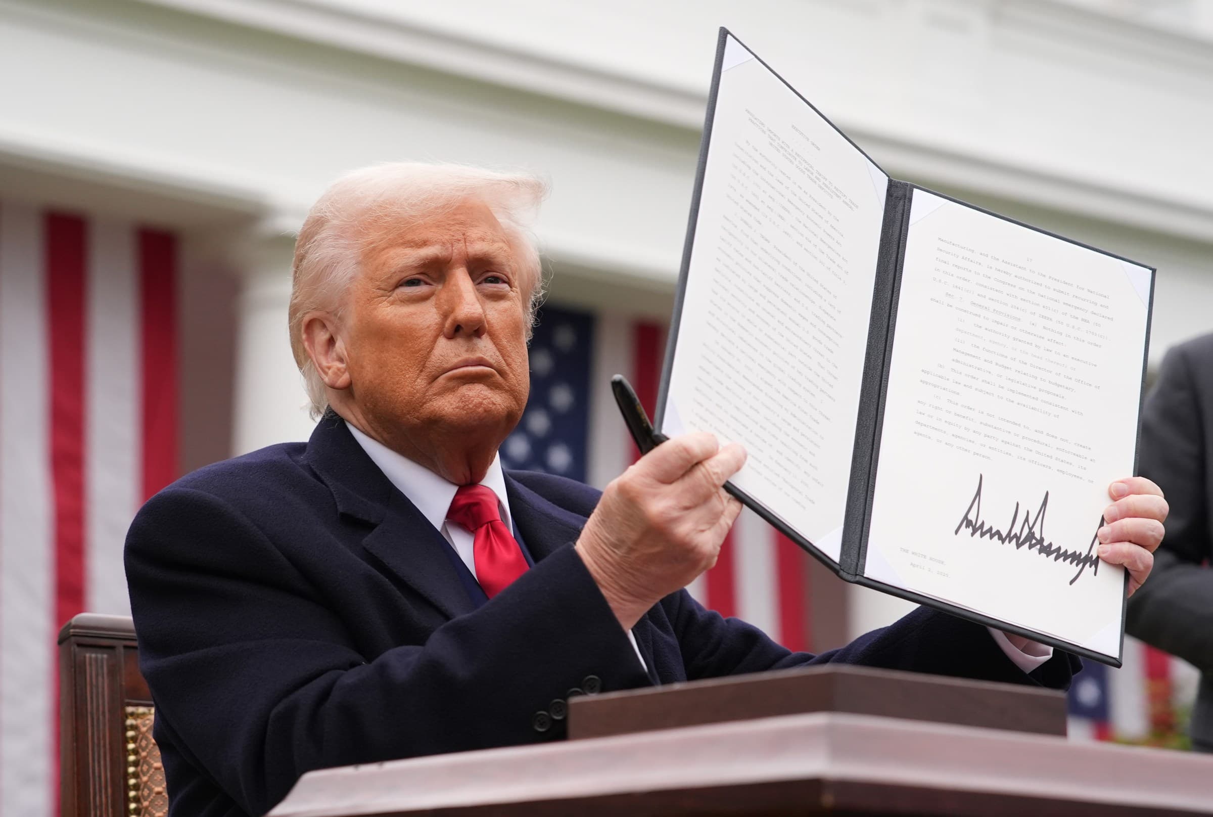 Fact Check: Donald Trumps current actions are ruining the economy.