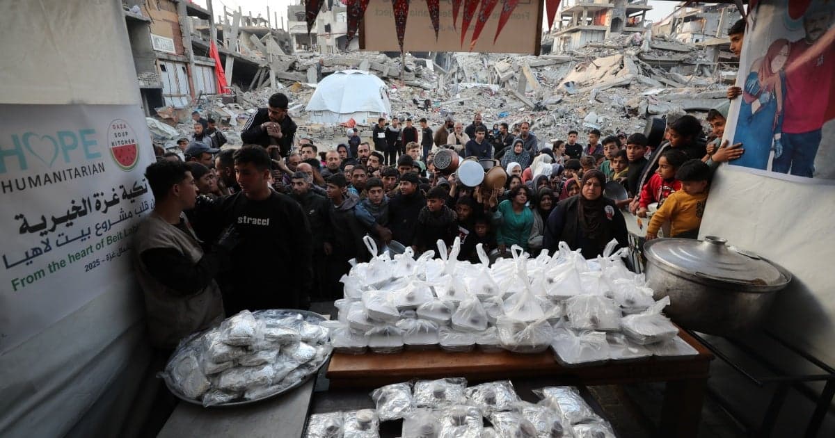 Fact Check: Israel is preventing aid from getting into gaza