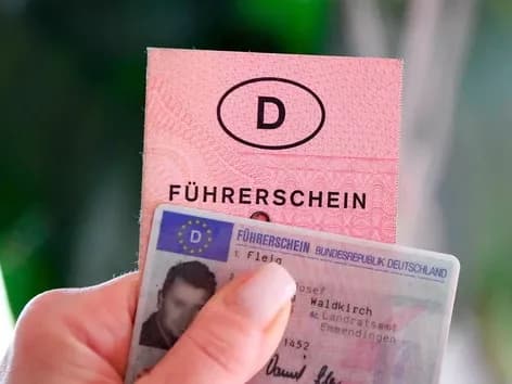 Fact Check: Refugees in Germany get drivers licenses for free while German citizens have to pay for them