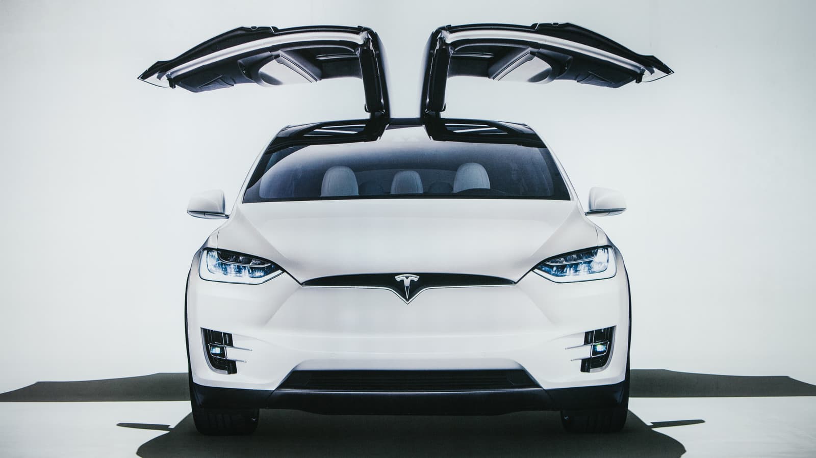 Fact Check: There are Unofficial Forums for Tesla Owners who have issues with their Vehicle because the official Forum banned them for criticism.