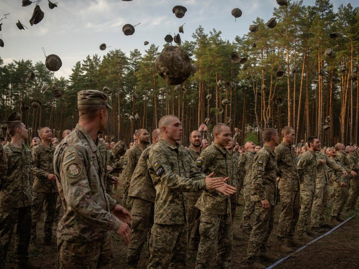 Fact Check: Ukrainian men are eager to fight the war till the very end.